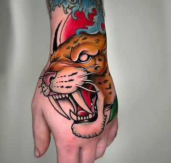 Tatuaggio eseguito dal nostro guest _saze_tattooer ✨OSPITE CON NOI SU APPUNTAMENTO!Disponi
