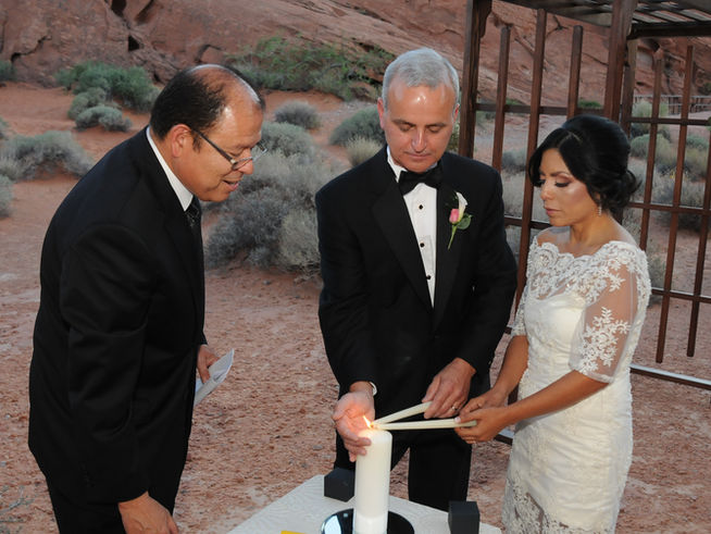 The Unity Candle Ceremony in Weddings