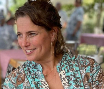 אפרת פלורמא.png