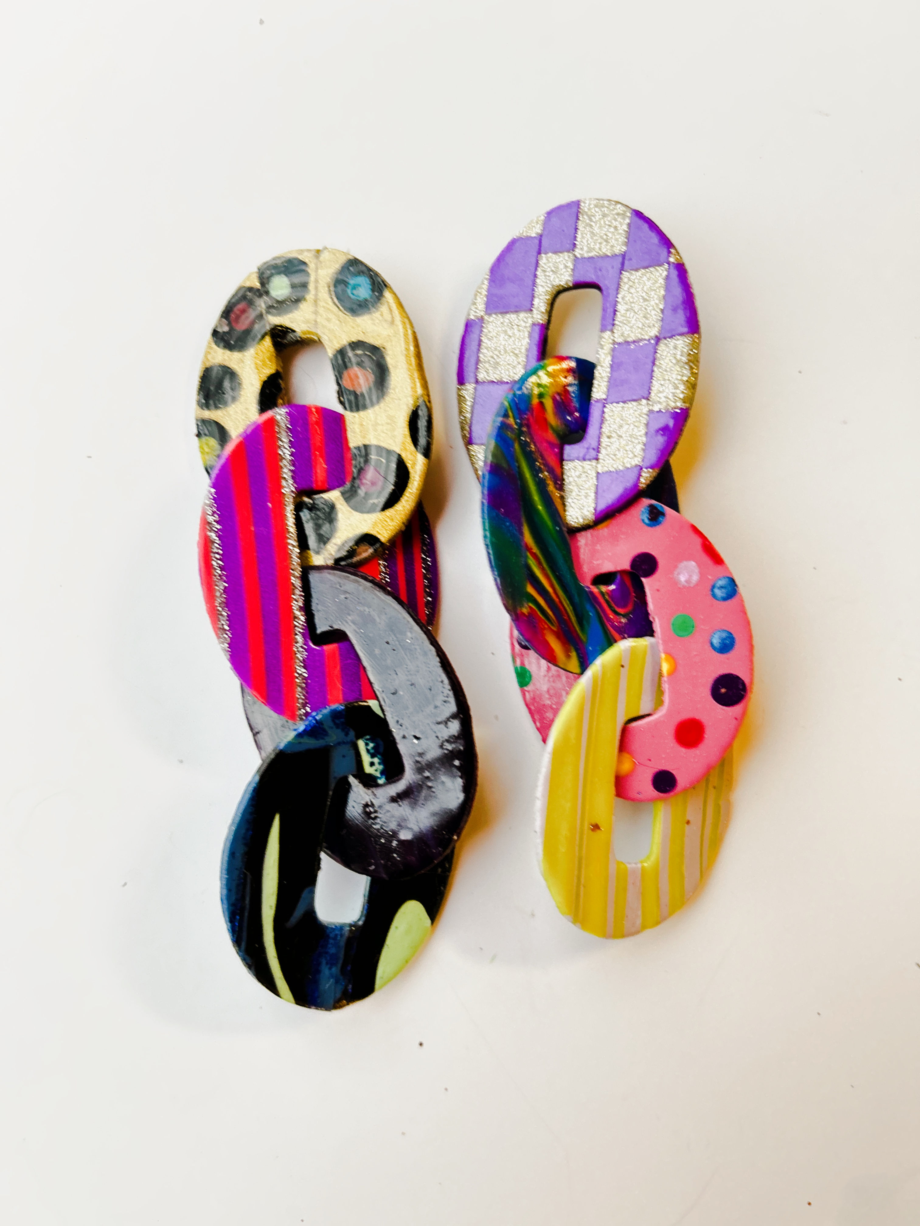 Rebecca: Mandy, Mandy! 