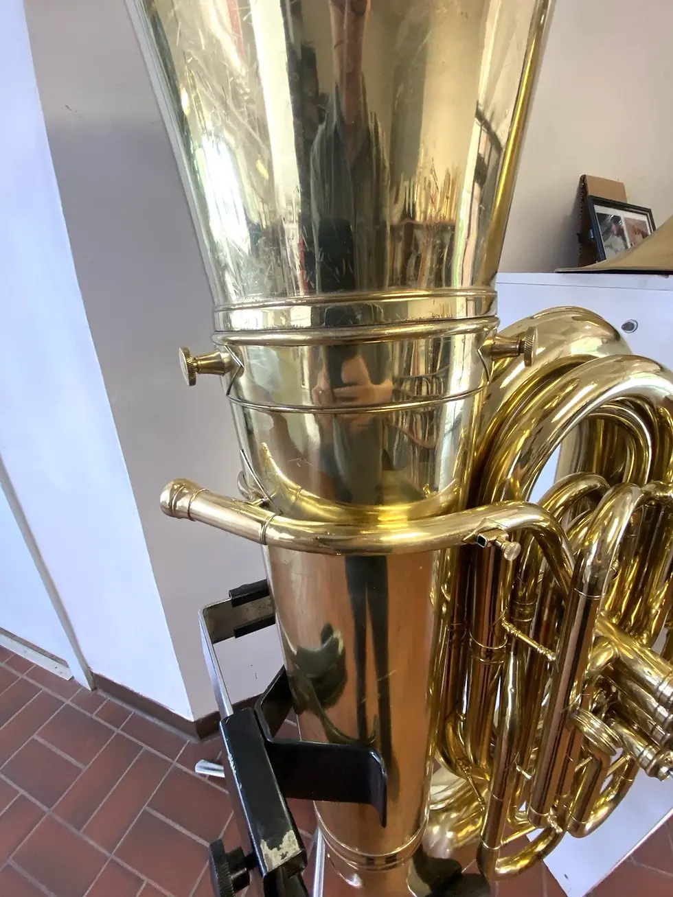 Thumbnail: Very Clean Used King model 2341 BBb 4-valve Tuba,Removable Bell;with 2 Cases