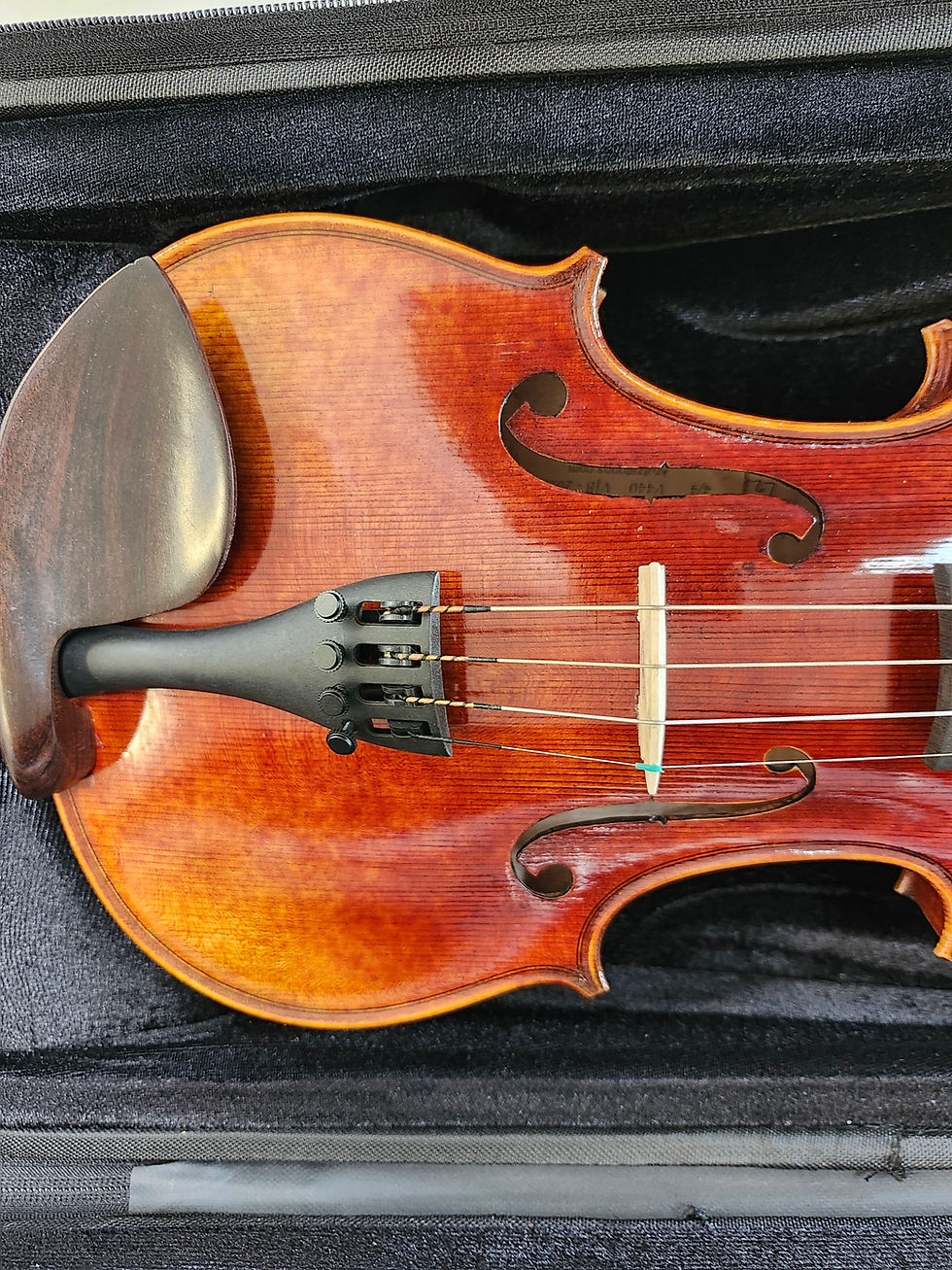 Thumbnail: Mint Open Box Krutz 400 Series Step-Up 4/4 Violin, model V440 w/ Case and Bow
