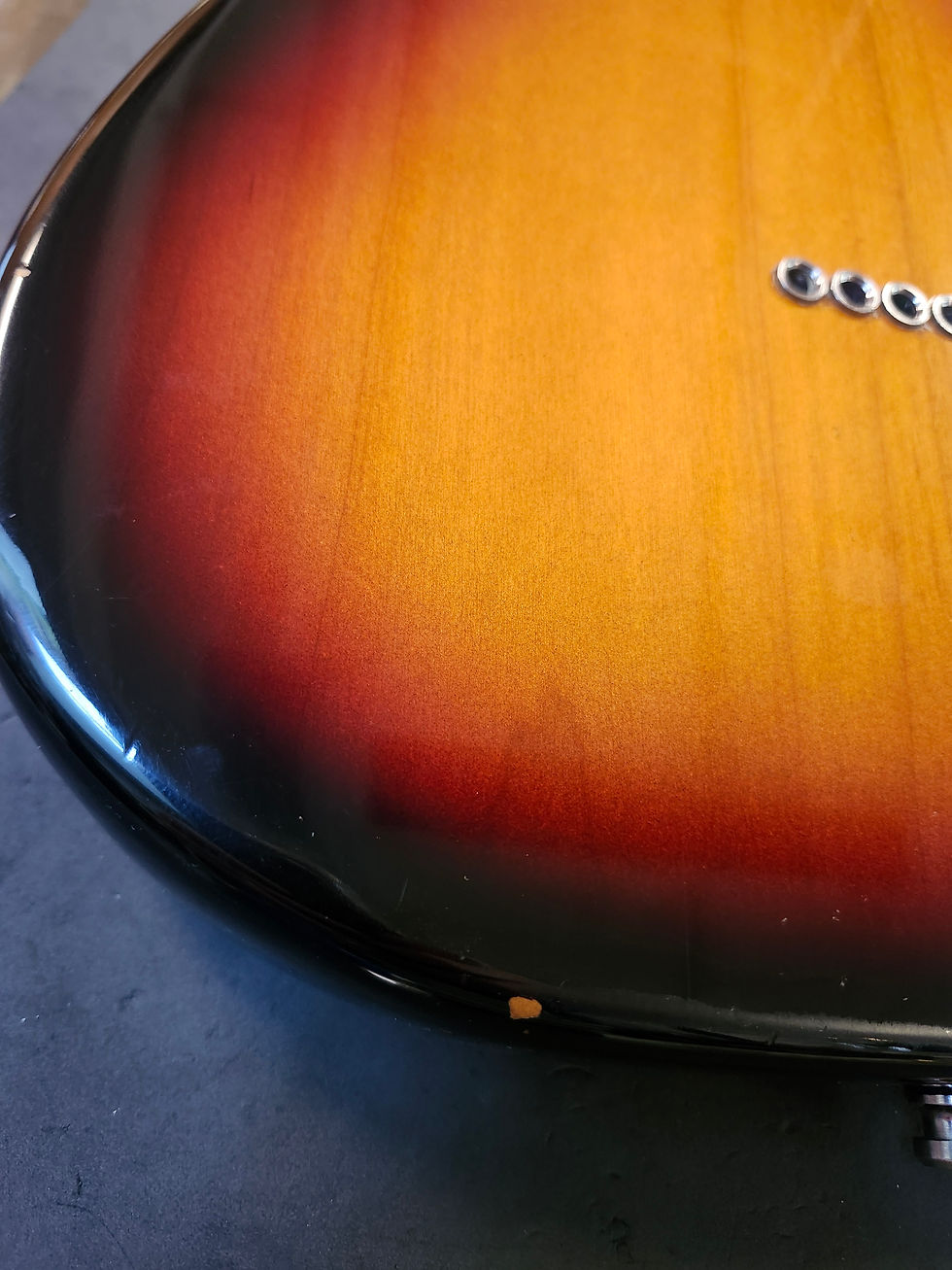 Thumbnail: Used 1998 Fender American Standard Stratocaster Hardtail 3-Color Sunburst w/Case