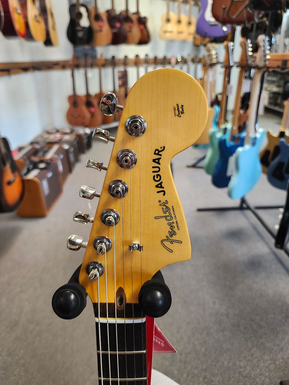 Thumbnail: New Fender American Professional Classic Jaguar 3-Color Sunburst w/ Fender Bag