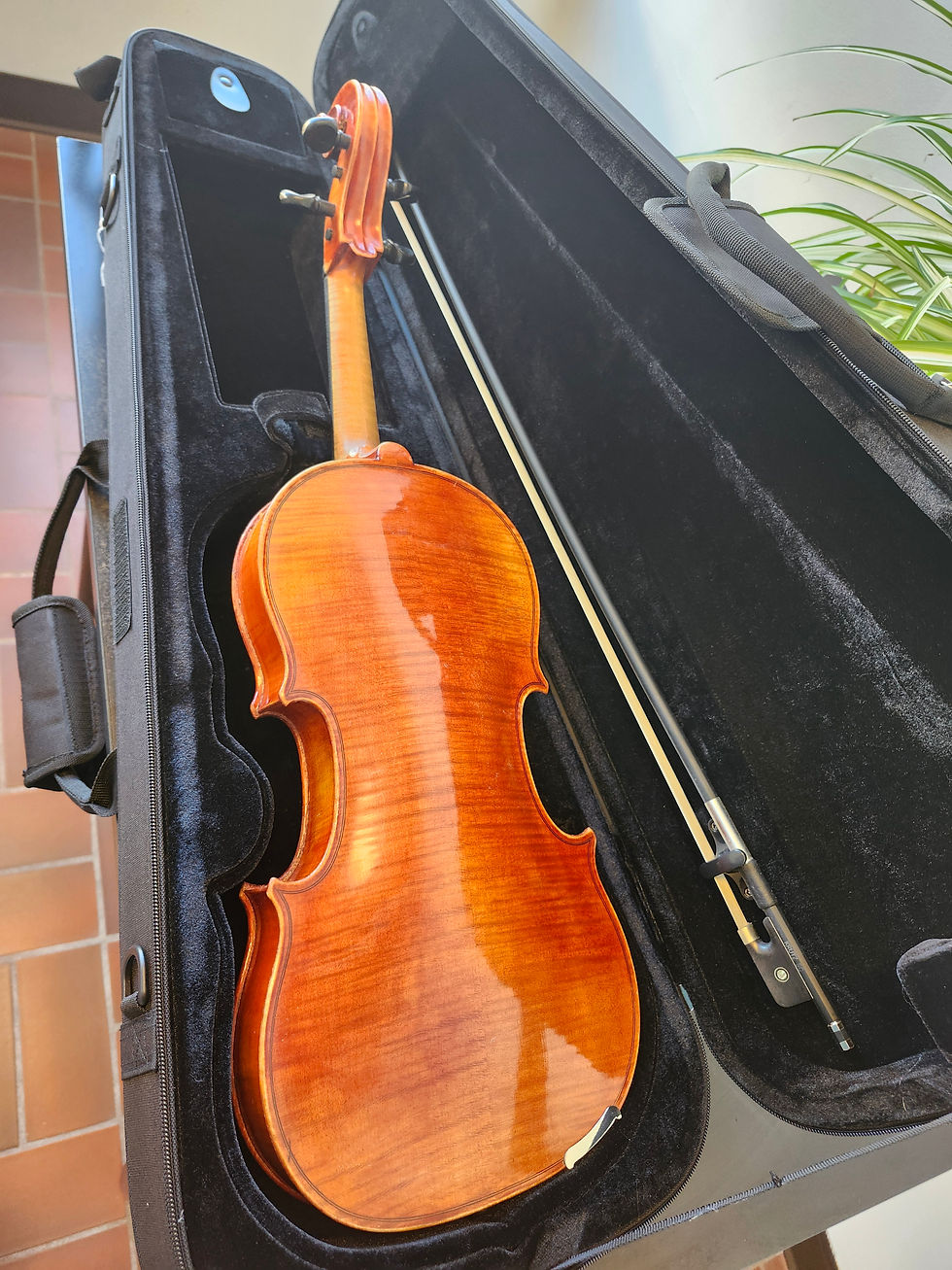 Thumbnail: Vintage Step-Up John Juzek 15.5" Viola 1950s? with Case and Bow