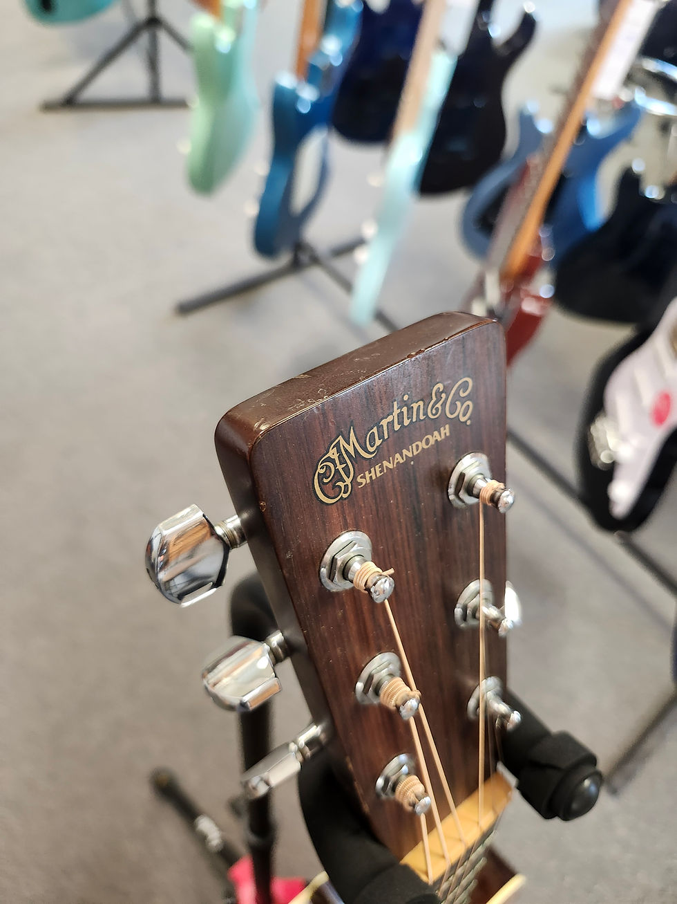 Thumbnail: Vintage 1984 Martin D-2832 Shenandoah Acoustic Guitar w/ Pickup Natural w/ Case