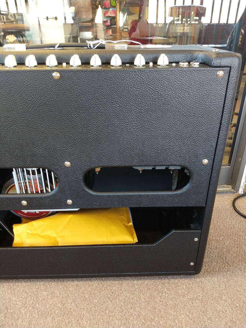 Thumbnail: New Fender Hot Rod Deville 2x12'' IV 60-Watt Tube Combo Amp