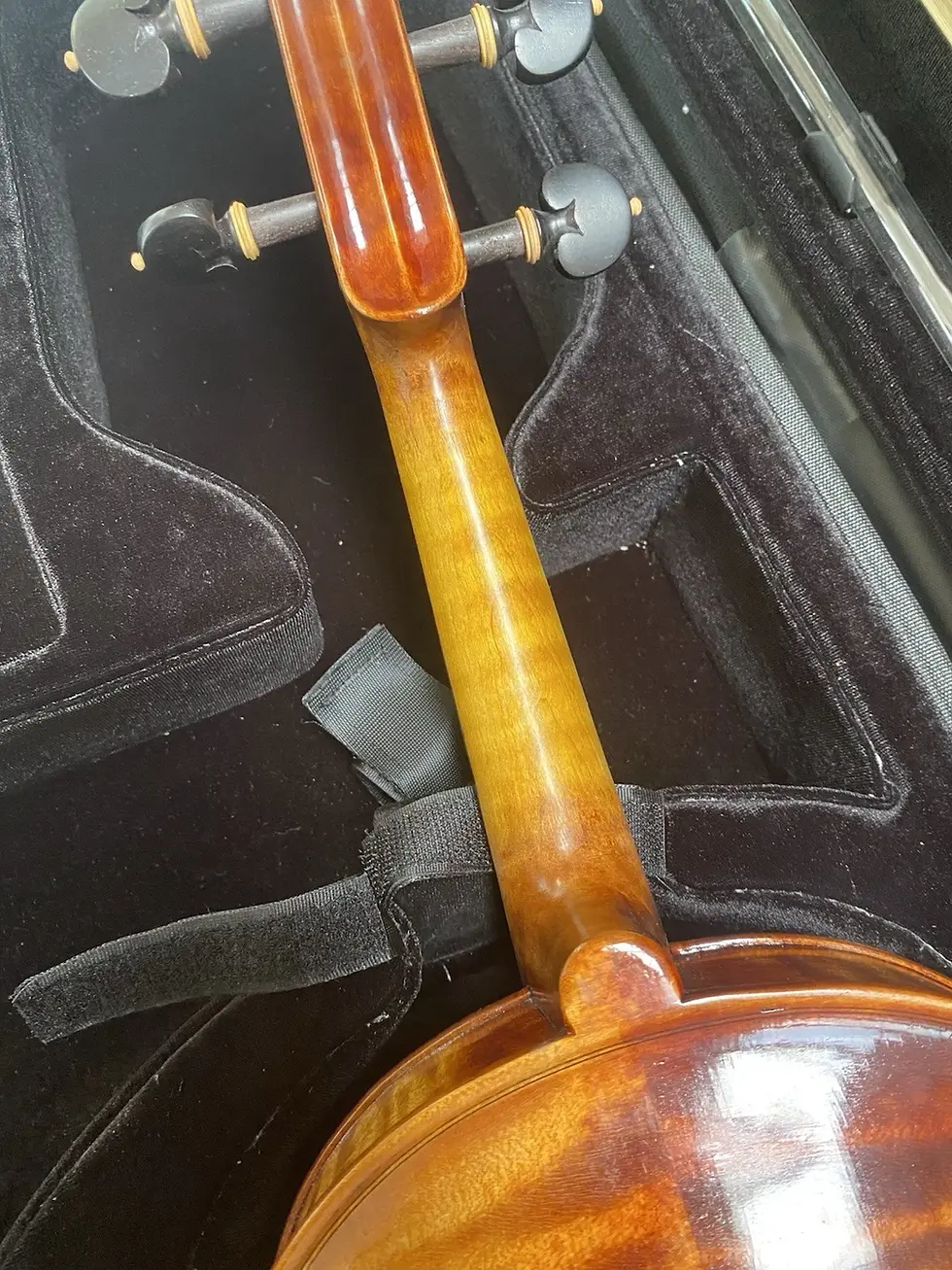 Thumbnail: Mint Open Box Krutz 400 Series Step-Up 16" Viola, model A640; with Case, Bow