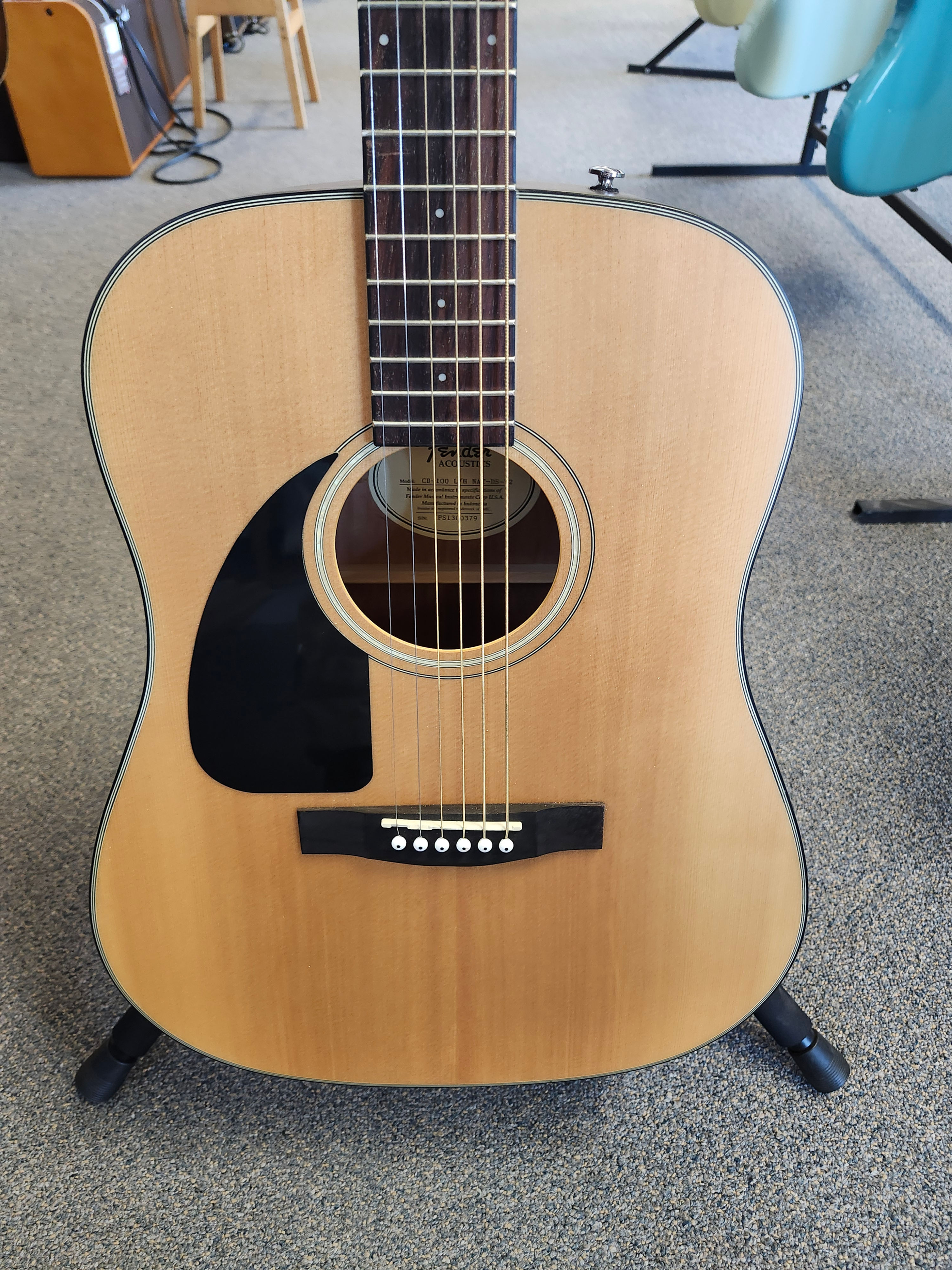 Used Fender CD-100 L/H Left-Handed Acoustic Guitar - Natural w/ Hard Case