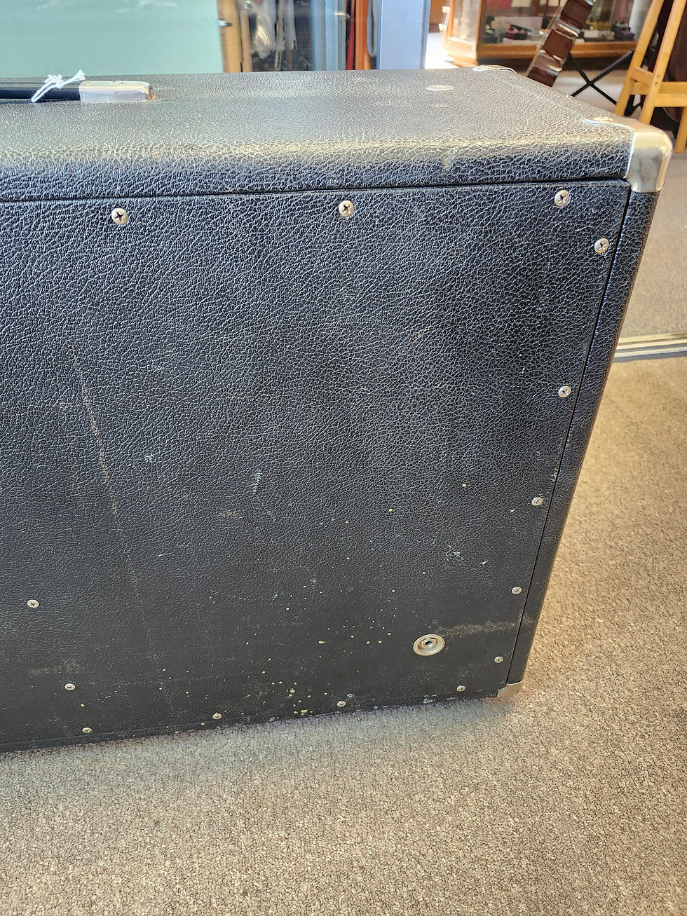 Thumbnail: Vintage 1960s Fender 2x12" Speaker Cabinet (Horizontal)