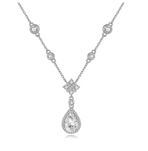 Pear Drop Moissanite Necklace | عقد موزنايت بقطرة أنيقة ولمسة فاخرة | NW082