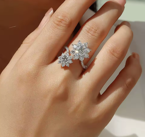 תמונה ממוזערת: טבעת מויסניט כפולה | טבעת מויסניט כפולה יוקרתית | RW1179