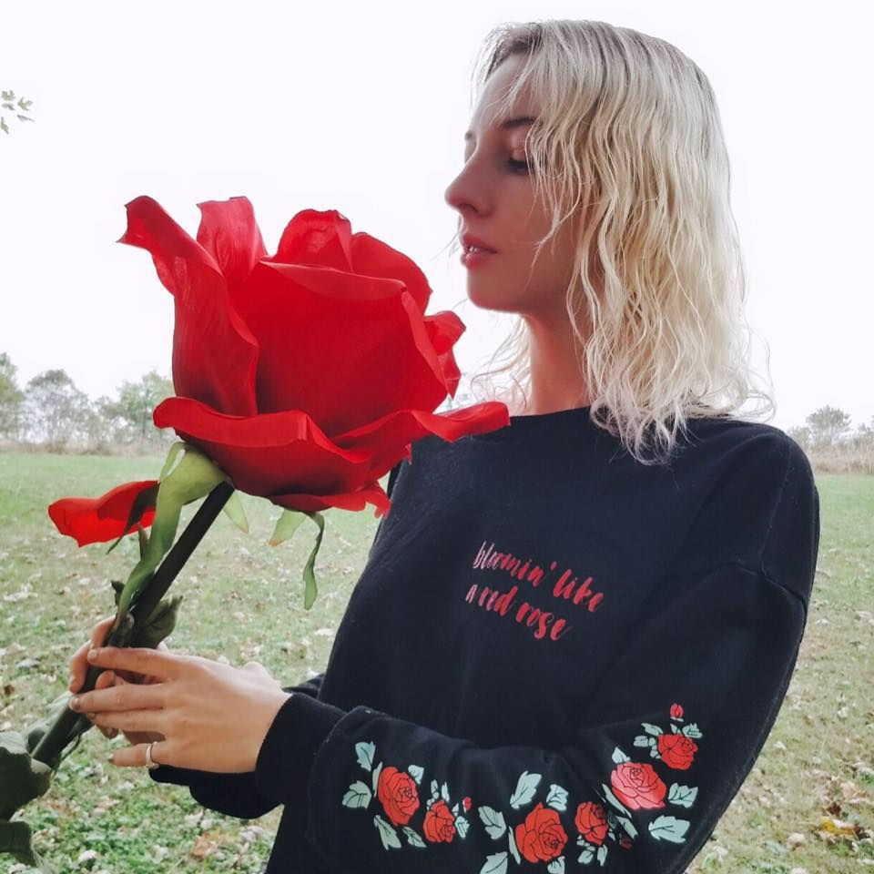 Thumbnail: Bloomin' Long Sleeve Crop Top