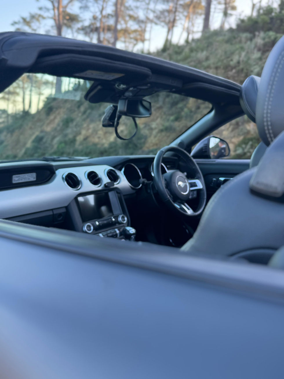 Thumbnail: Ford Mustang 5.0 GT Convertible (Matte Black)