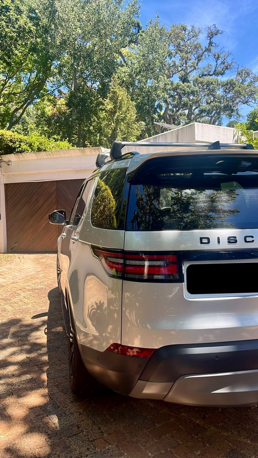 Thumbnail: Land Rover Discovery 3.0 D HSE