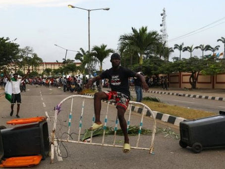 End Sars protests: People 'shot dead' in Lagos, Nigeria