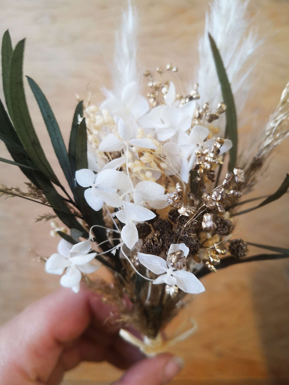 Miniature : Lot 10 petits bouquets de fleurs séchées blancs dorées eucalyptus decoratio