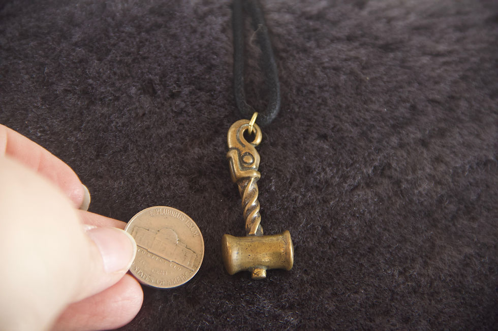 Thumbnail: Raven Hammer in Bronze