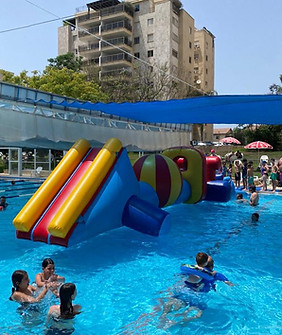 בריכת נווה אמירים הרצליה