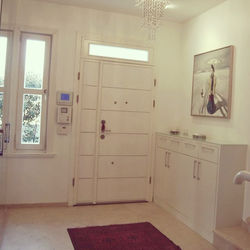 0f_hall-1
