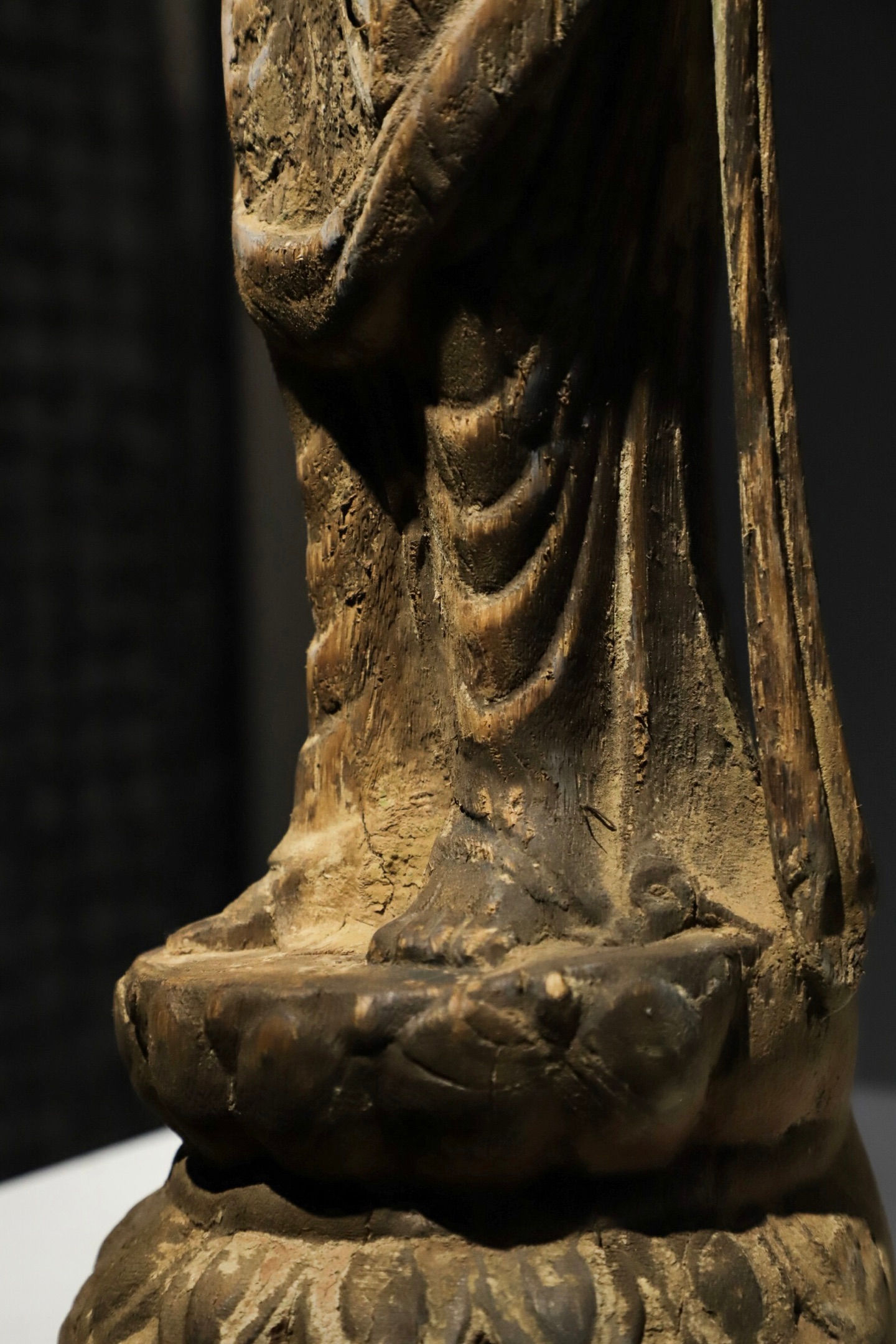 Wooden Figure of Guanyin, Pre-Ming Style