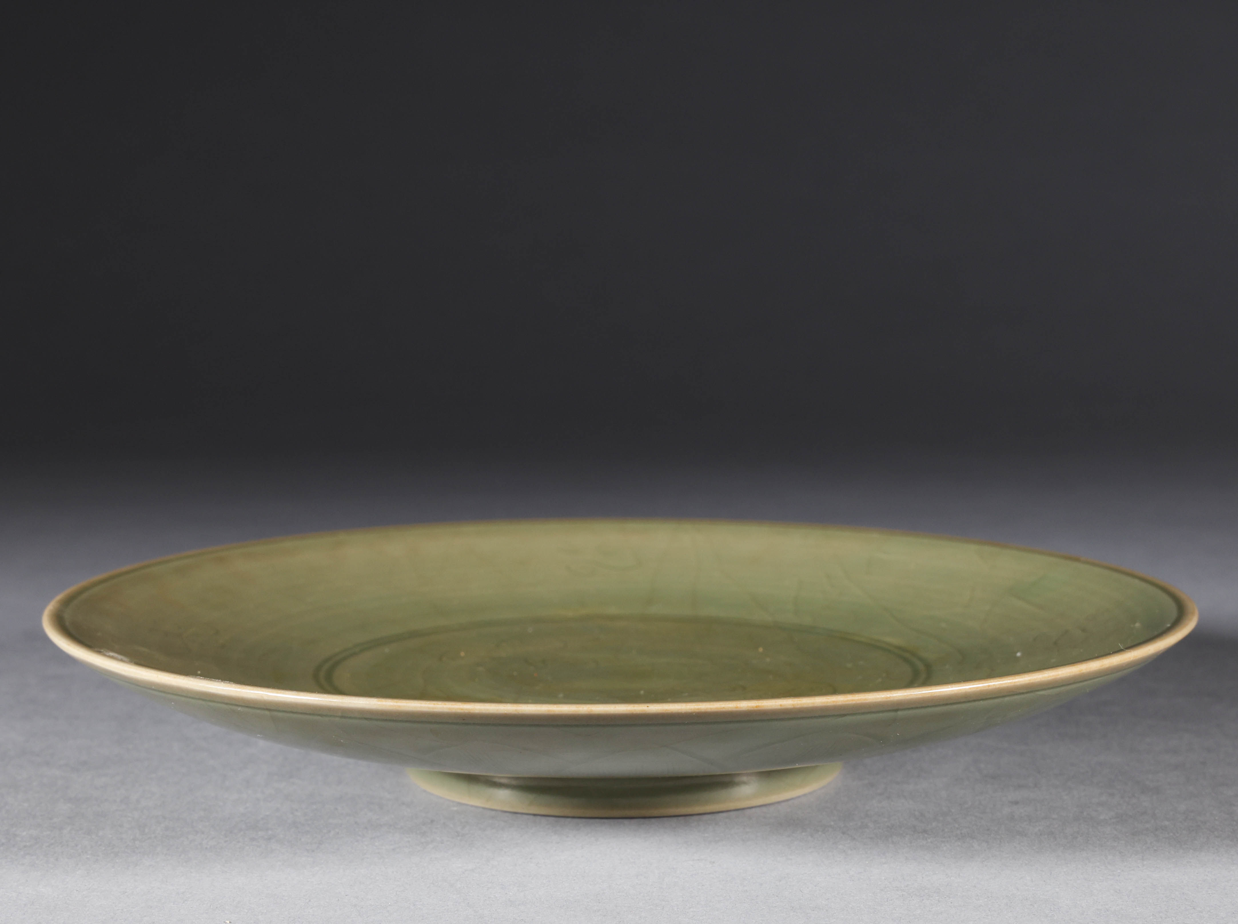 Longquan Celadon Dish, Pre-Ming Style