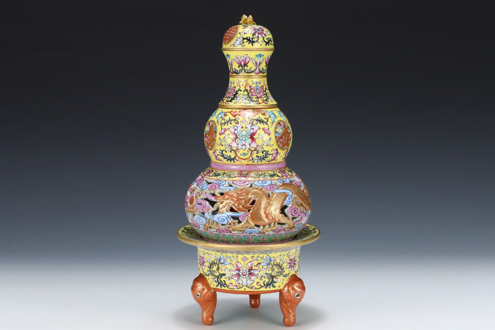 Yellow-Ground Famille Rose Gourd-Form Incense Burner with Silk Hanging Scroll