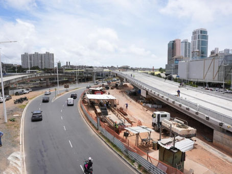 Avenida Tancredo Neves terá interdição total na madrugada de segunda-feira