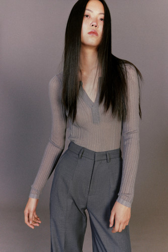 JOHN Grey Knit Slash Long Sleeve Top