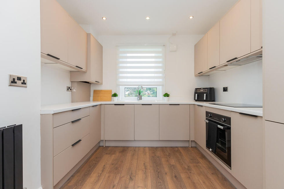 Thumbnail: Park Avenue, Elderslie, Johnstone, Renfrewshire