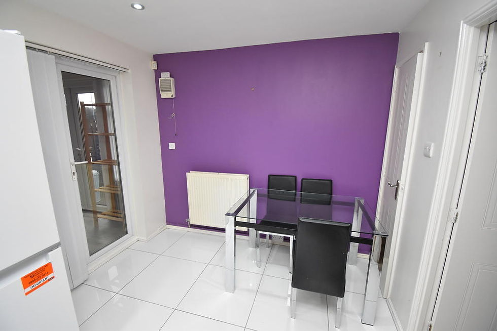 Thumbnail: Cromptons Grove, Paisley