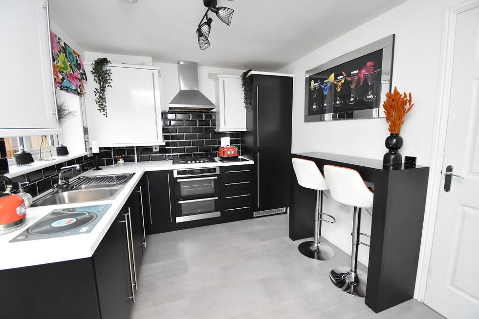 Thumbnail: Hillhead Crescent, Paisley