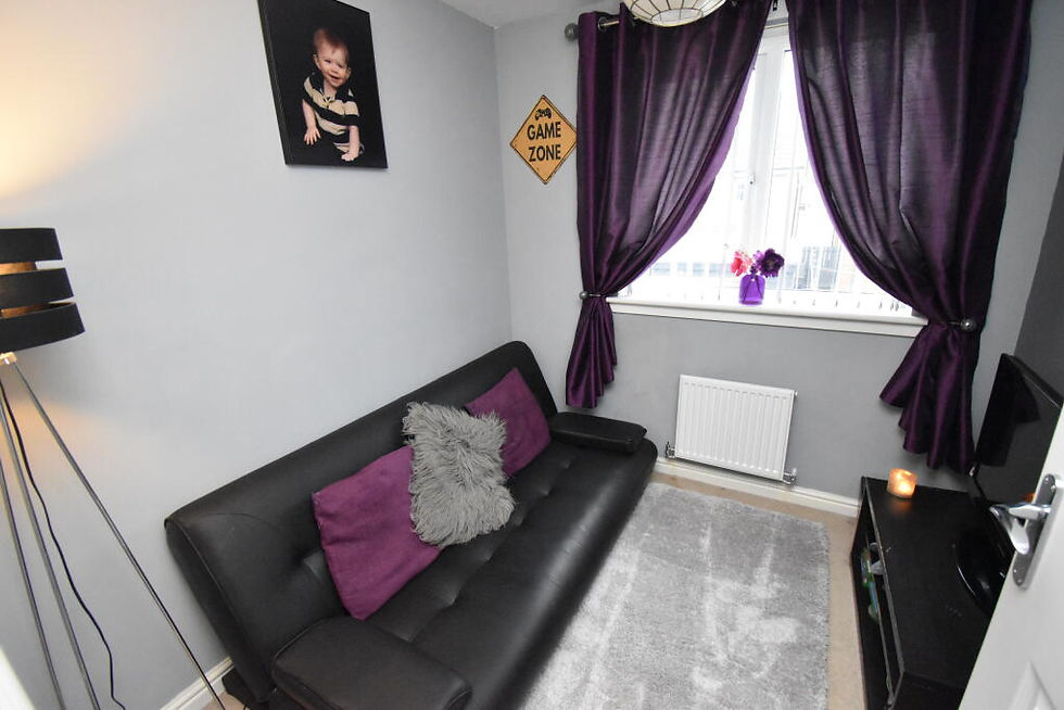 Thumbnail: Hillhead Crescent, Paisley