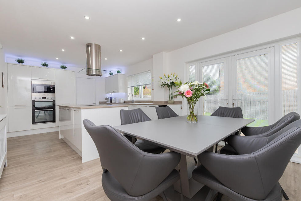 Thumbnail: The Moorings, Paisley