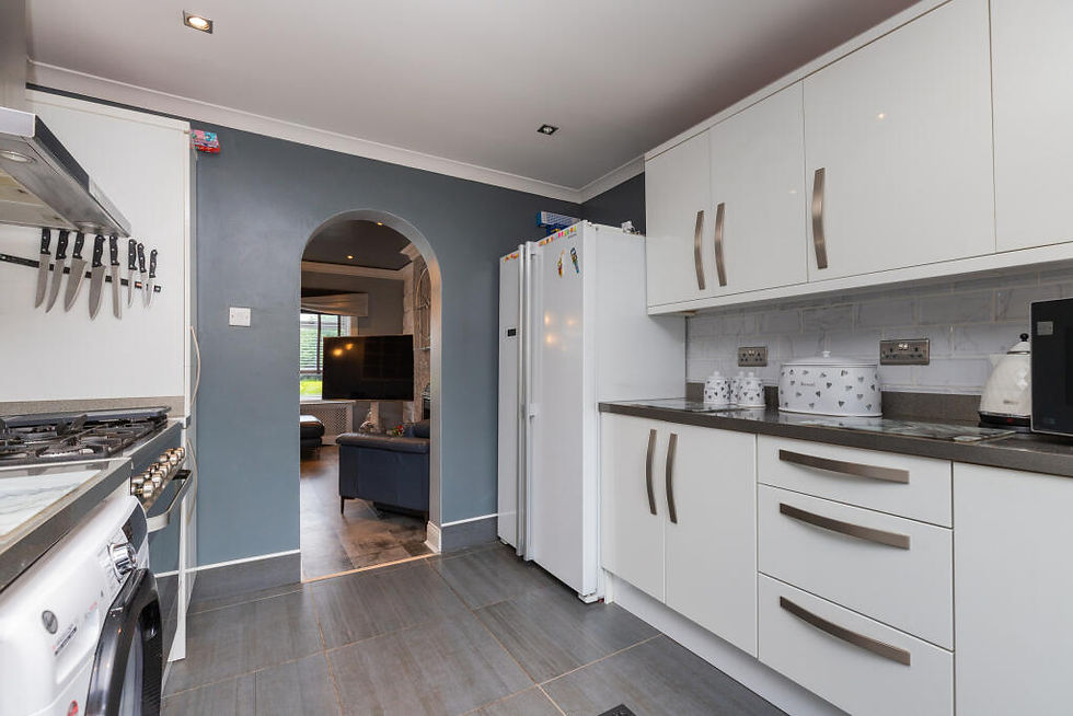 Thumbnail: Meiklerig Crescent, Glasgow