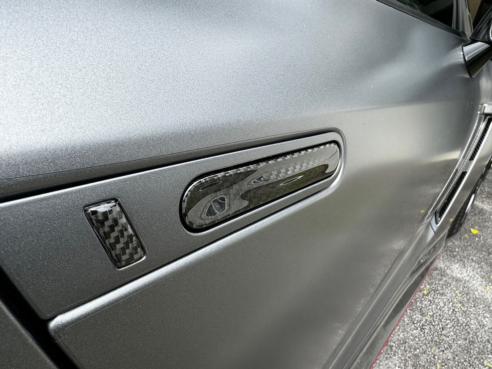 GTR R35 gloss prepreg carbon fibre door handles