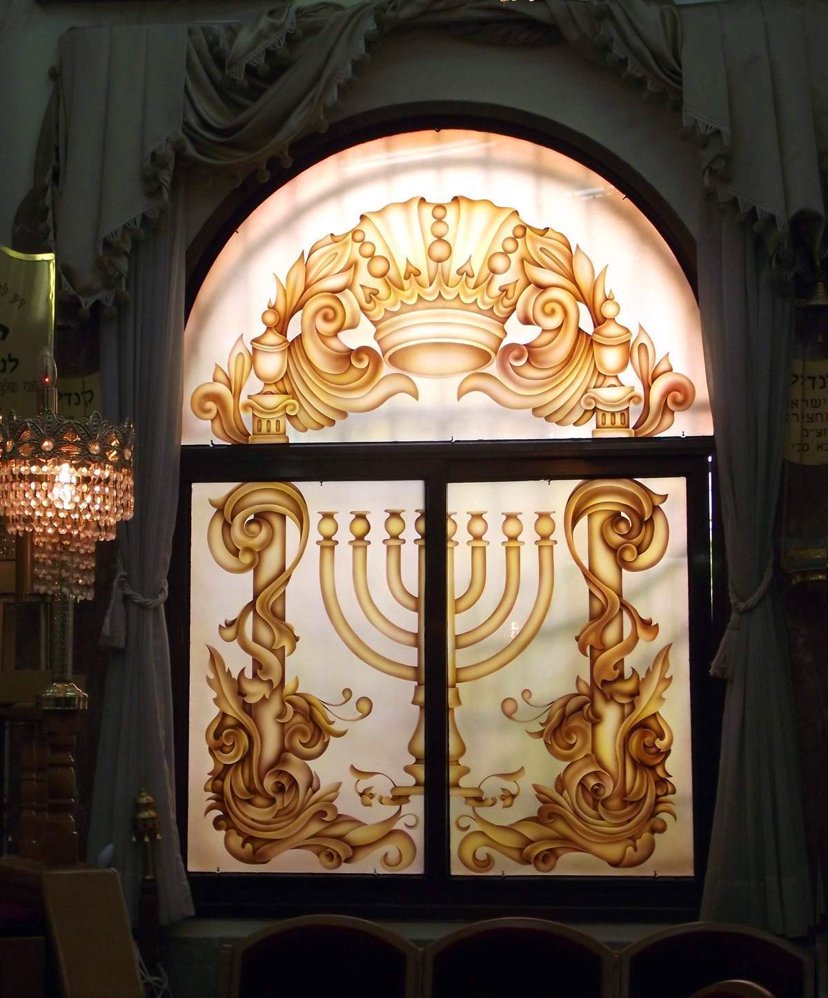 ויטראזים לבתי כנסת