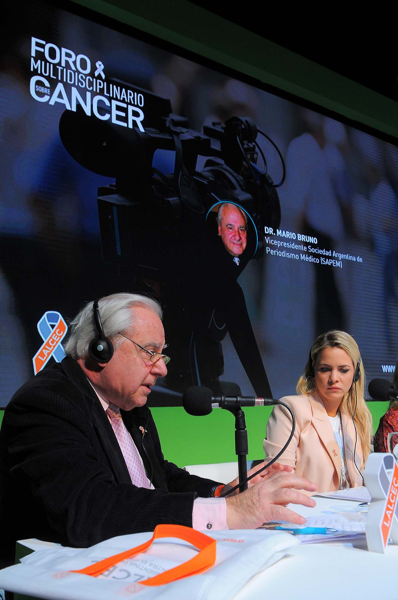 Medios, comunicadores y Cáncer