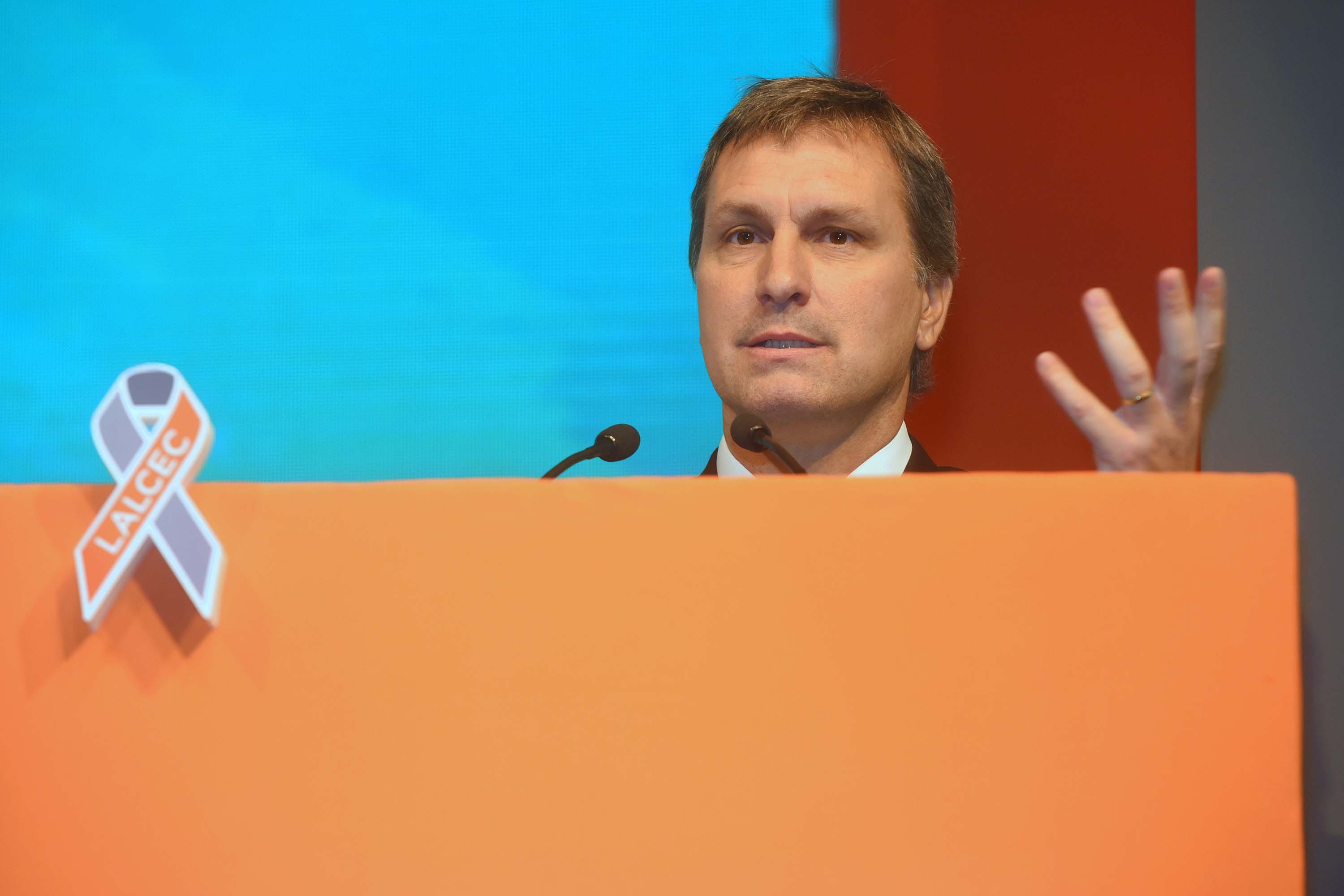 Apertura