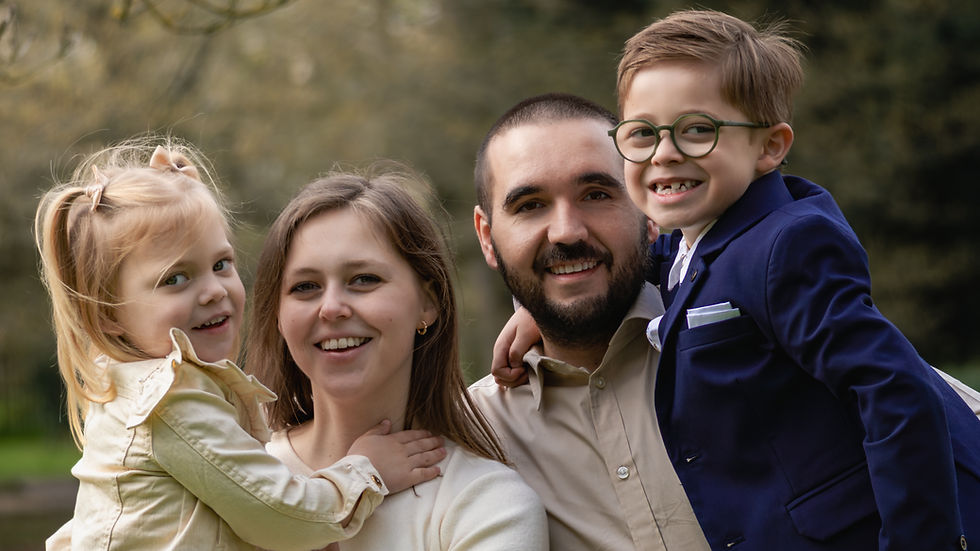familieportret van een jong gezinnetje