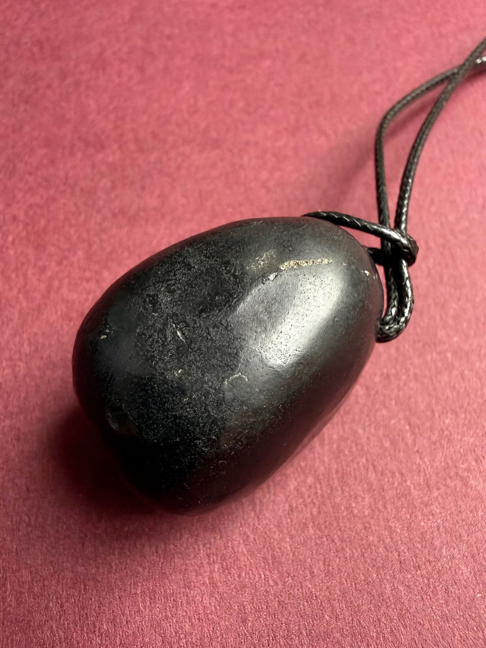 SOLAE VARA natural stone necklace