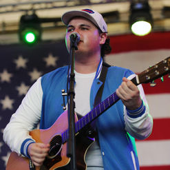 J4 Darryl Worly 1.jpg