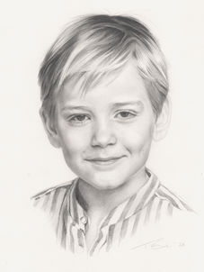 Tess Greig Tess Lee Best portrait artist charcoal portraits pencil portraits London UK