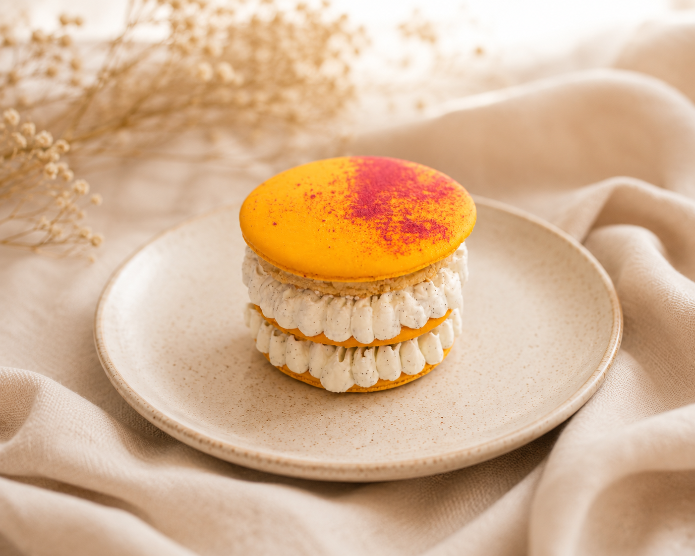 Macarons Cake