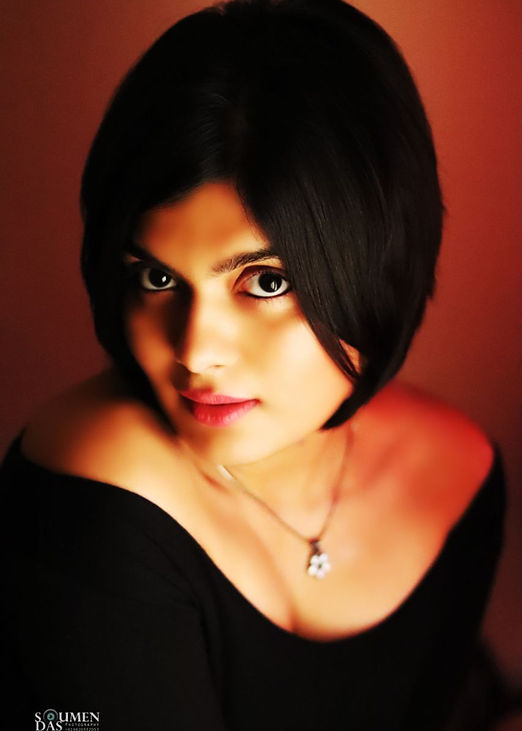 Nishi Doshi, Stage actress, Yoga instructor, French Language instructor, Entrepreneur, Life Coach, Workshop facilitator #nishidoshi, Theatre actress, Singer, Mumbai