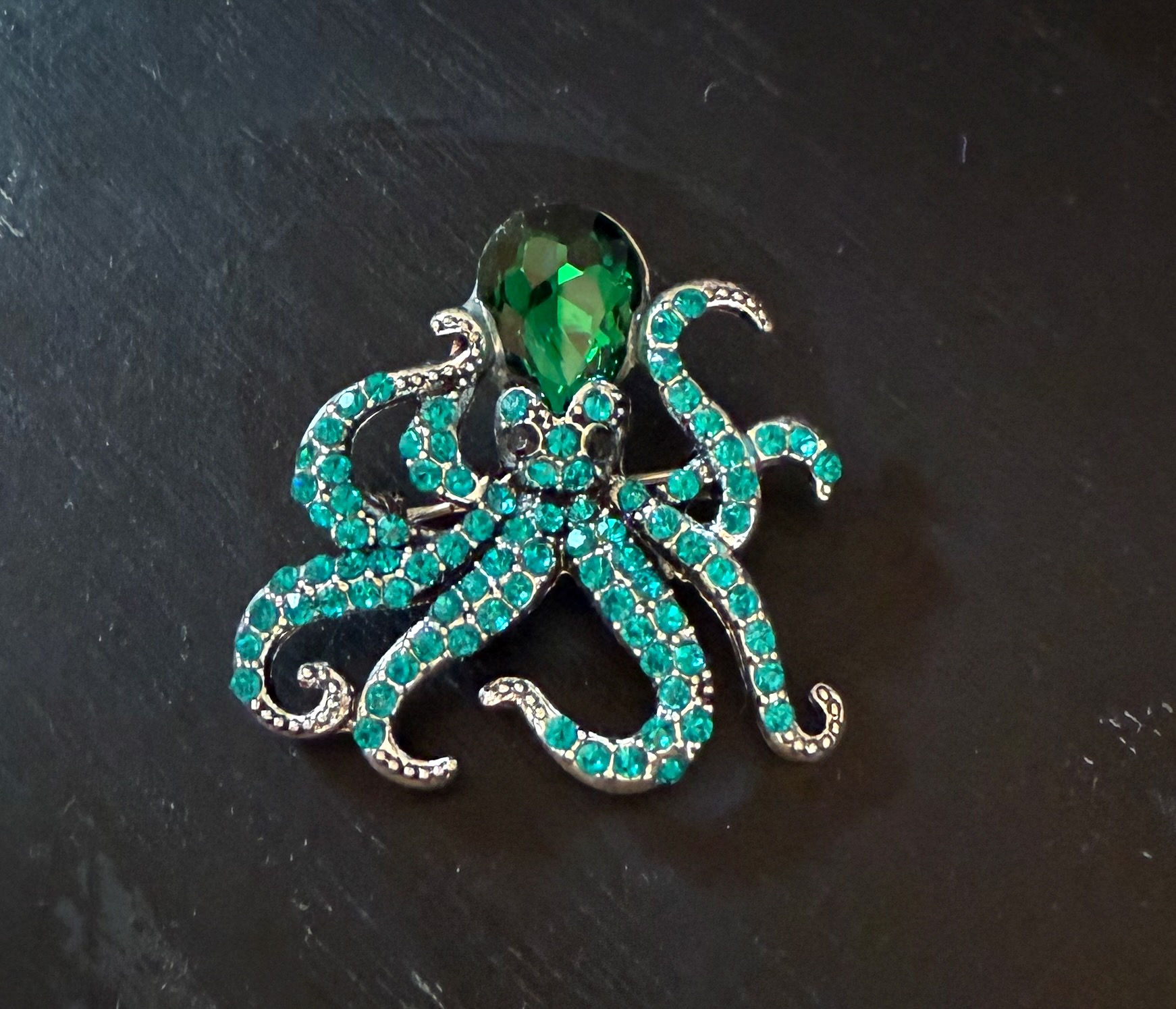 Turquoise Oceanic Octopus