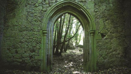 Personagens do Antigo Convento Medieval