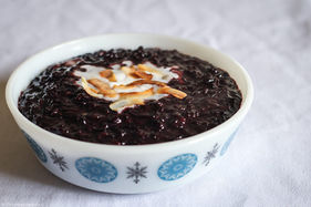 Pudim de Arroz Preto: Receita & História
