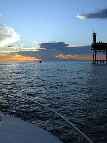 O Hotel-Farol mais Perigoso do Mundo no Cemitério do Atlântico.