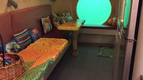 Mergulhe para entrar na Pousada, Literalmente! - Jules Undersea Lodge